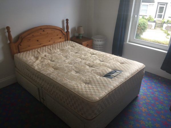 10 Roche Road, Bugle, Nr St Austell