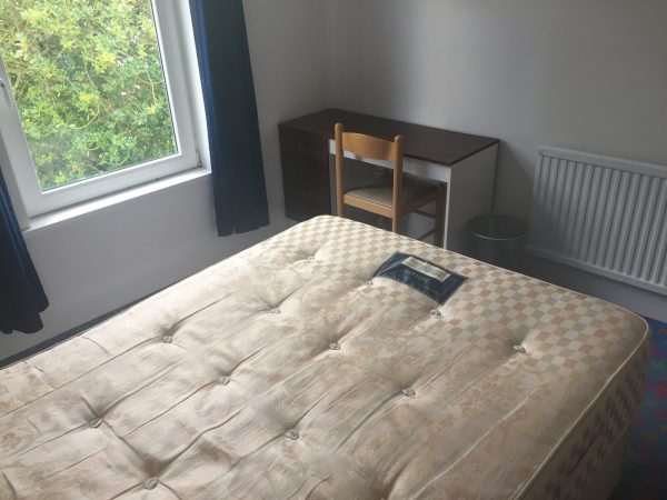 10 Roche Road, Bugle, Nr St Austell