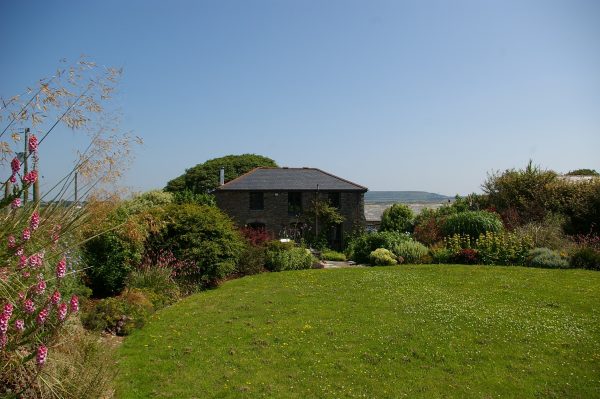 Swallows Barn, Resparva, Summercourt TR8 5BE