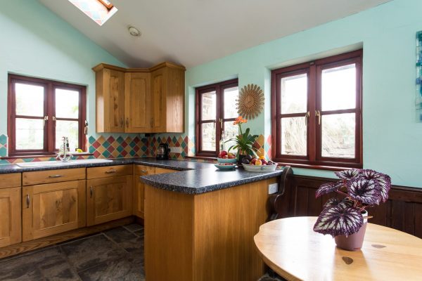 Swallows Barn, Resparva, Summercourt TR8 5BE