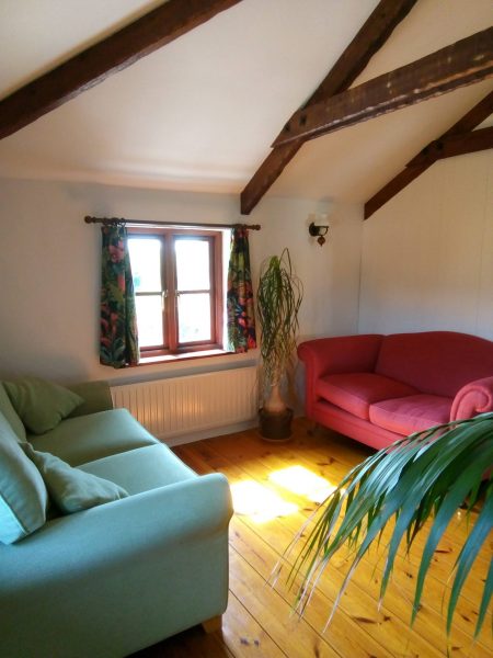 Swallows Barn, Summercourt TR8 5BE