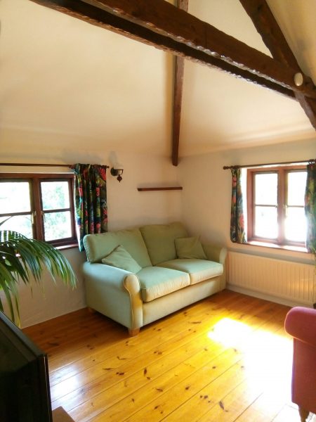 Swallows Barn, Summercourt TR8 5BE
