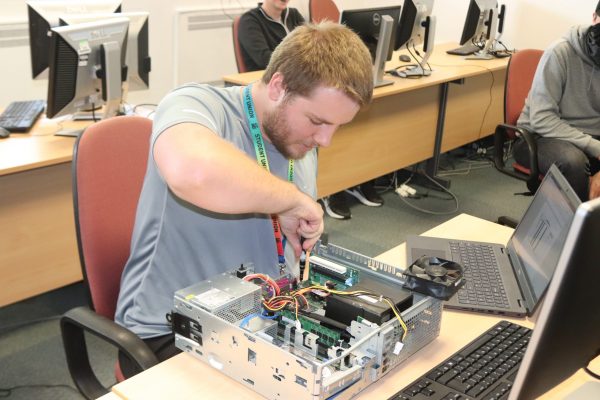 New digital apprenticeship delivering future-boosting skills