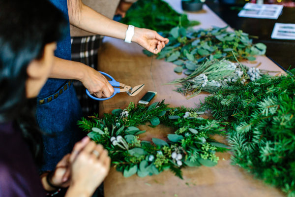 Christmas wreath and table arrangement