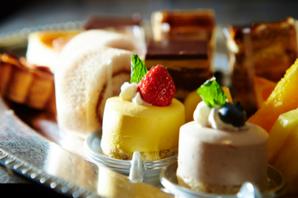 Petit Fours Courses